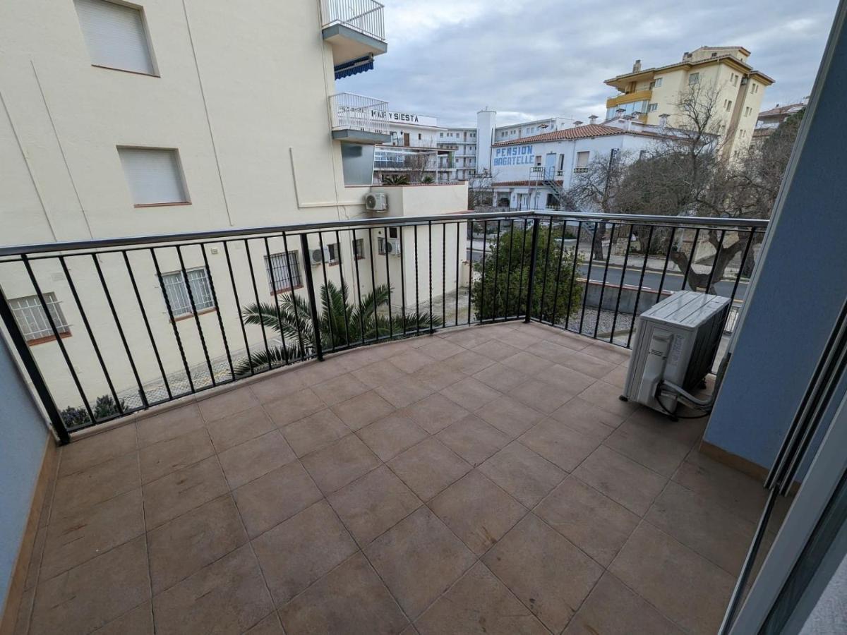 Apartamento En Roses, A 2 Minutos A Pie De Playa Extérieur photo